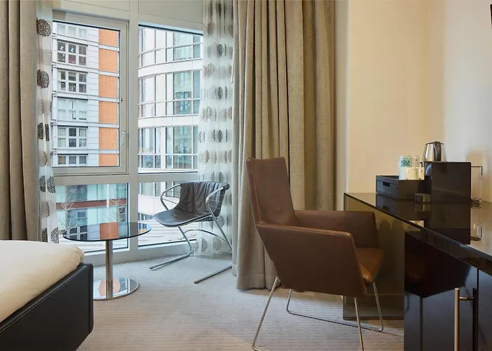Radisson Blu Hotel, London Canary Wharf East