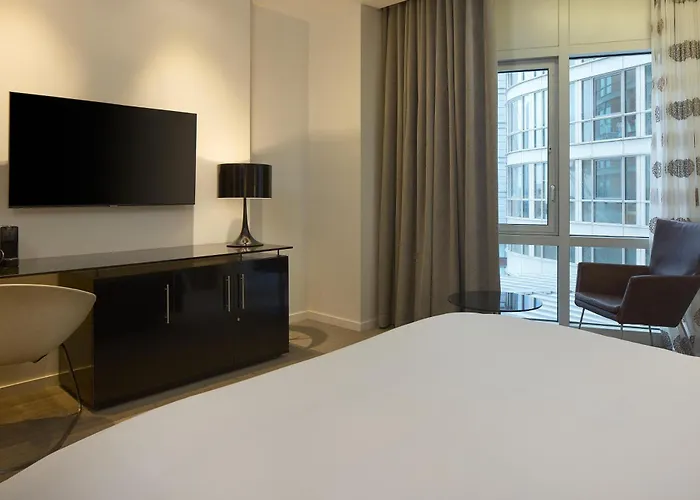 Radisson Blu Hotel, London Canary Wharf East